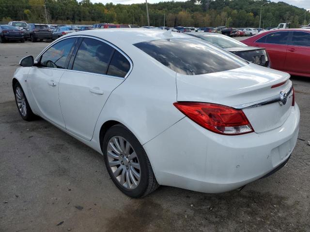 W04GV5EV5B1054550 - 2011 BUICK REGAL CXL WHITE photo 3