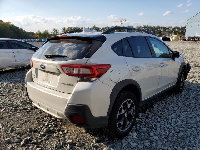 JF2GTADC9J8253645 - 2018 SUBARU CROSSTREK WHITE photo 4