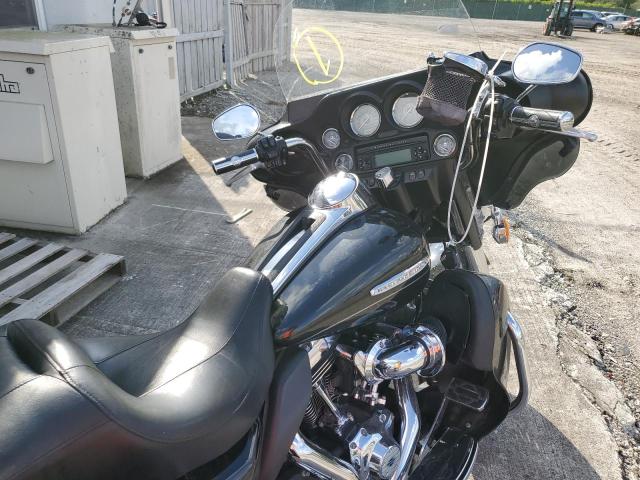 1HD1KEM14DB679049 - 2013 HARLEY-DAVIDSON FLHTK ELEC 黑色 照片 5