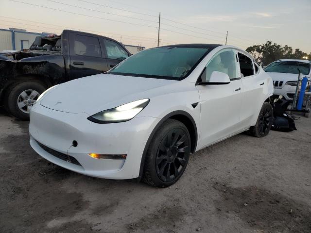 5YJYGDEE1MF103431 - 2021 TESLA MODEL Y WHITE photo 2