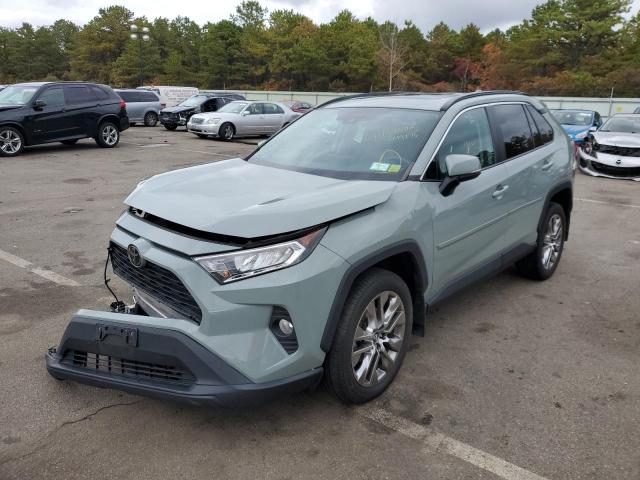 2T3A1RFV1LW099176 - 2020 TOYOTA RAV4 XLE P GRAY photo 2