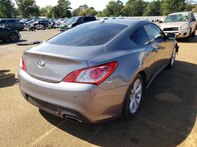 KMHHU6KH4AU028256 - 2010 HYUNDAI GENESIS CO GRAY photo 4