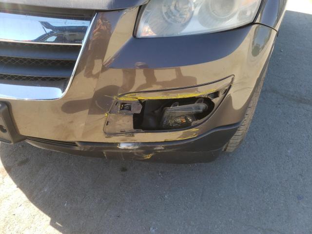 5GZER23D79J100219 - 2009 SATURN OUTLOOK XR BROWN photo 9