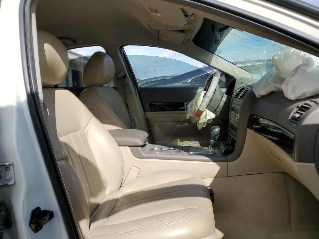 1LNHM86S55Y628431 - 2005 LINCOLN LS 白色 照片 5