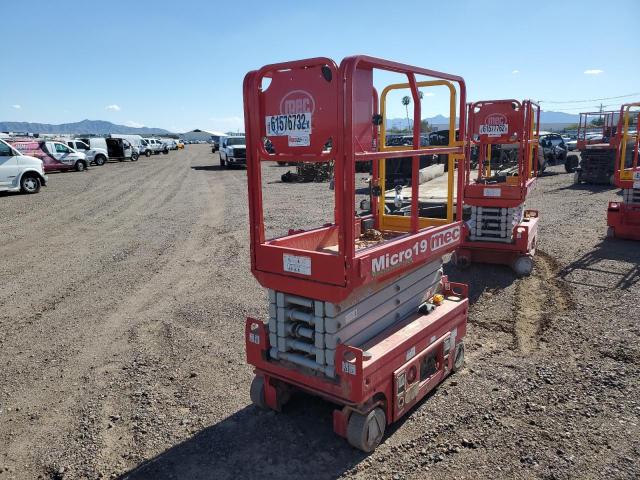 16915208 - 2022 MEC LIFT RED photo 2