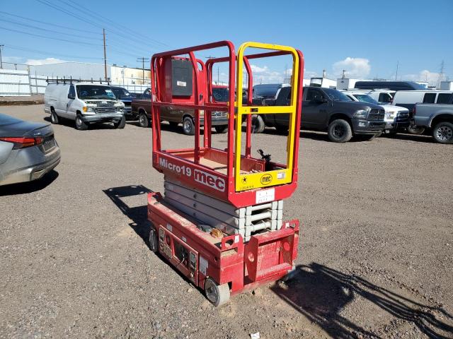 16915208 - 2022 MEC LIFT RED photo 3