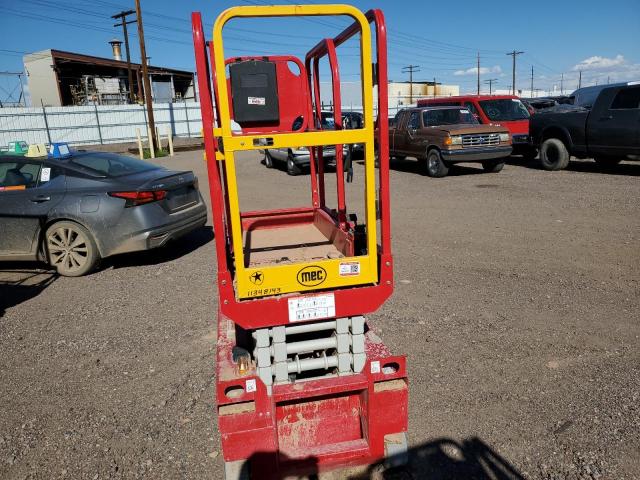 16915208 - 2022 MEC LIFT RED photo 8