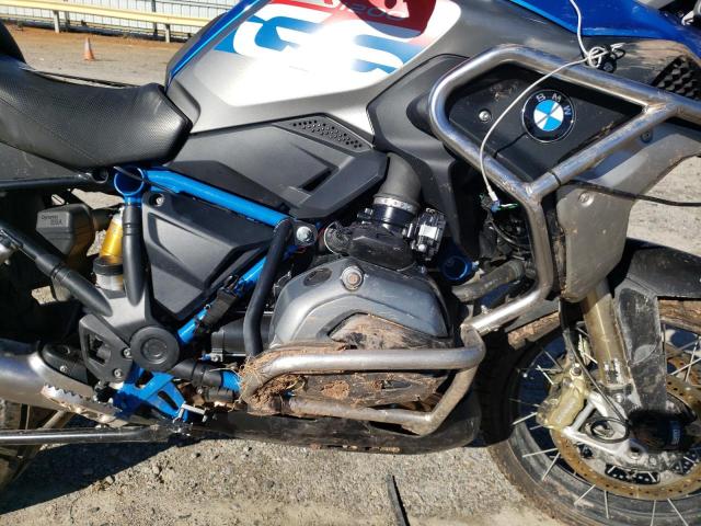 WB10A6107JZ657564 - 2018 BMW R1200 GS BLUE photo 7