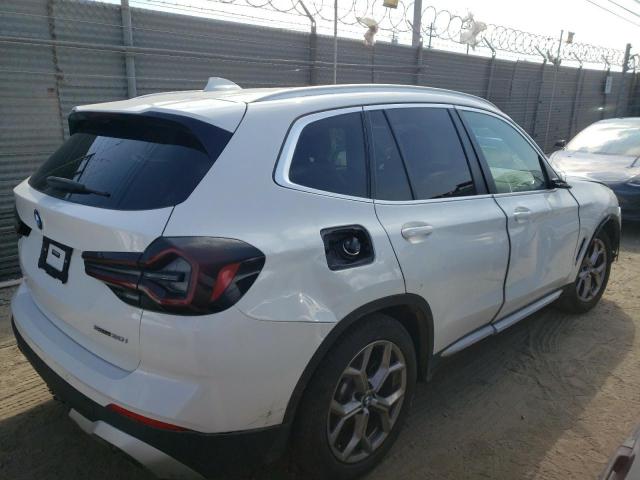 5UX43DP09N9J07409 - 2022 BMW X3 SDRIVE3 WHITE photo 4