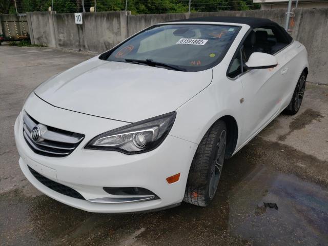 W04WV3N55GG045240 - 2016 BUICK CASCADA 1S WHITE photo 2