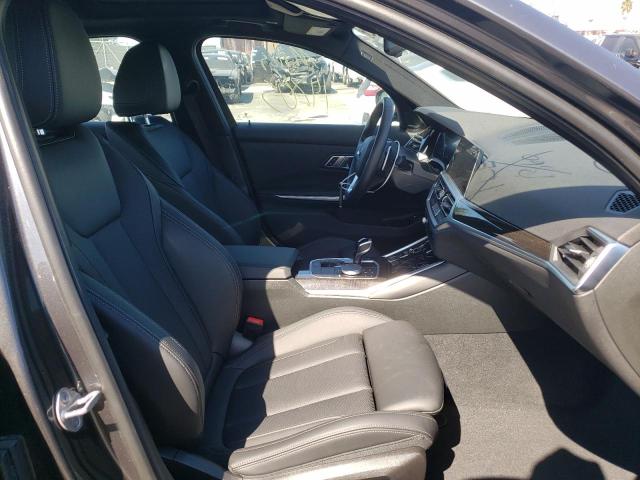 3MW5P7J01N8C36580 - 2022 BMW 330E Մոխրագույն լուսանկար 5