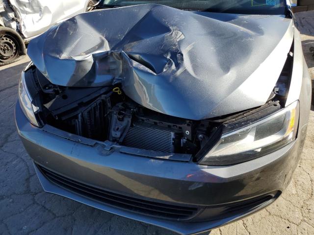 3VW2K7AJXEM304764 - 2014 VOLKSWAGEN JETTA BASE رمادي صورة 9