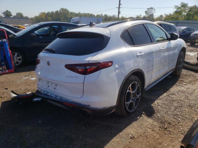 ZASPAKBN7N7D29364 - 2022 ALFA ROMEO STELVIO TI WHITE photo 4