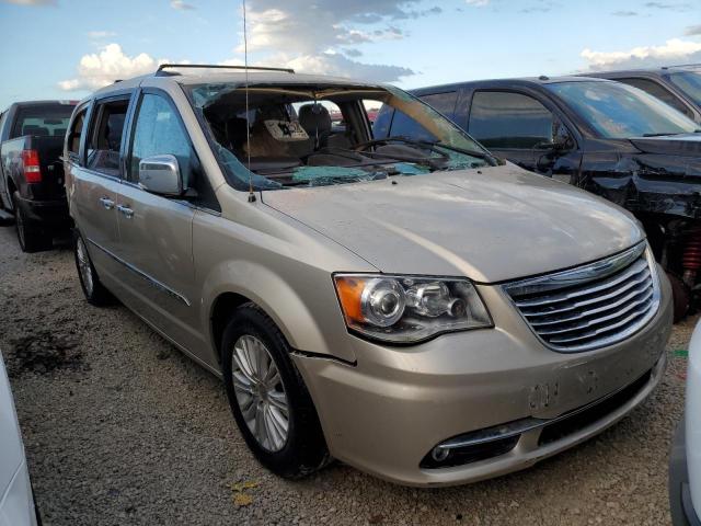 2C4RC1GG6FR620082 - 2015 CHRYSLER TOWN & COU GOLD photo 1