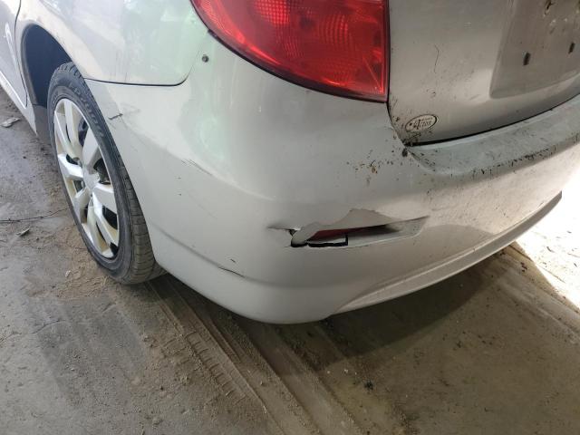 2T1KU4EE2AC200877 - 2010 TOYOTA MATRIX SILVER photo 9