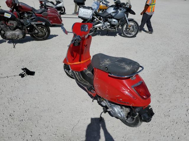 ZAPC536B4F5100461 - 2015 VESPA PRIMAVERA RED photo 3