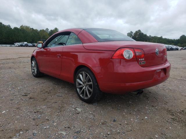 WVWDA71F27V031886 - 2007 VOLKSWAGEN EOS 2.0T S RED photo 3