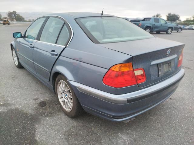 WBAAM5331XFR00504 - 1999 BMW 328 I AUTO BLUE photo 3