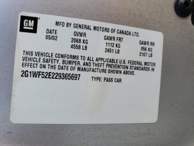 2G1WF52E229365697 - 2002 CHEVROLET IMPALA SILVER photo 10