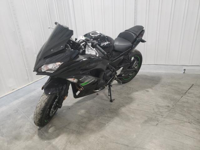 JKAEXEJ16KDA04097 - 2019 KAWASAKI EX650 J BLACK photo 2