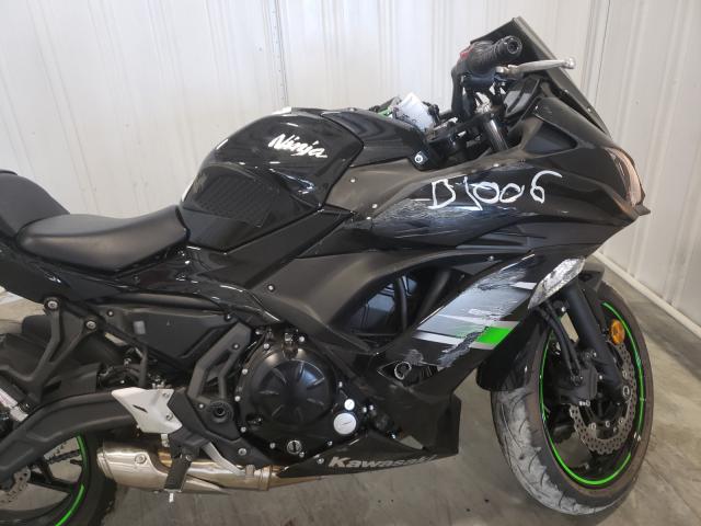 JKAEXEJ16KDA04097 - 2019 KAWASAKI EX650 J შავი ფოტო 9