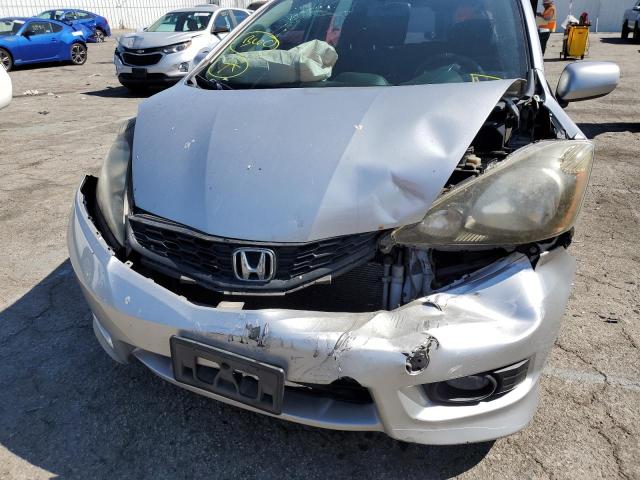 JHMGE8H50DC026826 - 2013 HONDA FIT SPORT SILVER photo 9