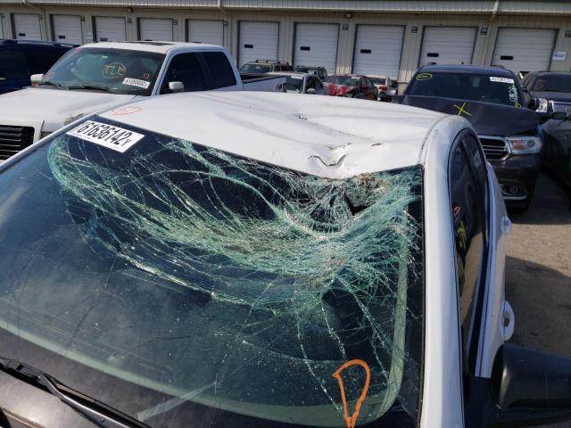 1G11B5SA4GF119915 - 2016 CHEVROLET MALIBU LIM 白色 照片 9