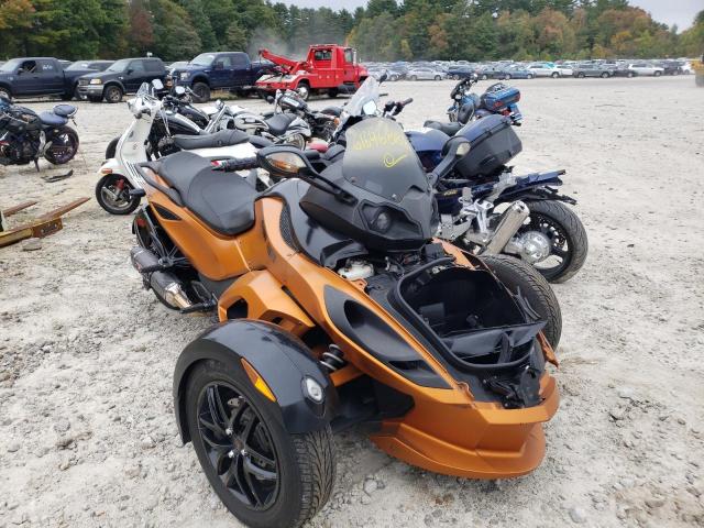 2BXJARA11BV000201 - 2011 CAN-AM SPYDER RSS ORANGE photo 1