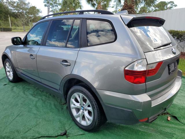 WBXPC9C45AWJ37090 - 2010 BMW X3 XDRIVE3 GRAY photo 3