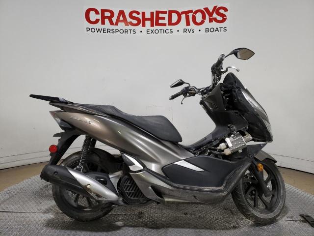 RLHKF3009KY001001 - 2019 HONDA WW150 GRAY photo 1