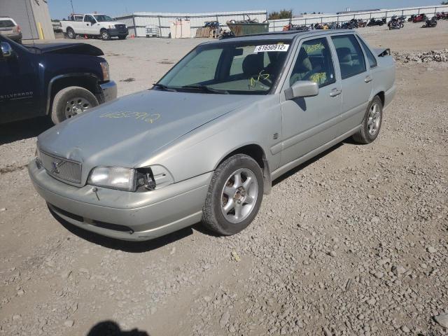 YV1LS61J7Y2640699 - 2000 VOLVO S70 BASE SILVER photo 2