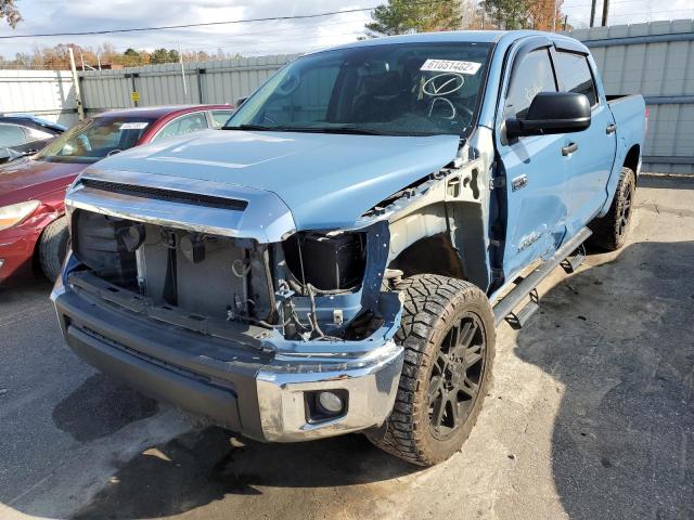 5TFEY5F13LX263283 - 2020 TOYOTA TUNDRA CRE BLUE photo 2