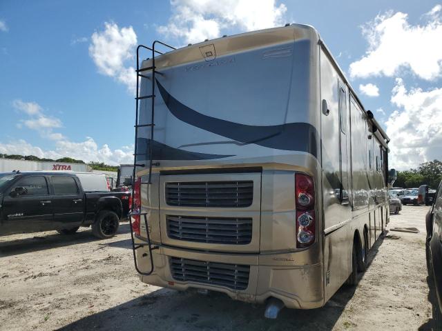 4UZFCHFE7KCLM7244 - 2019 FREIGHTLINER CHASSIS XC ყავისფერი ფოტო 3