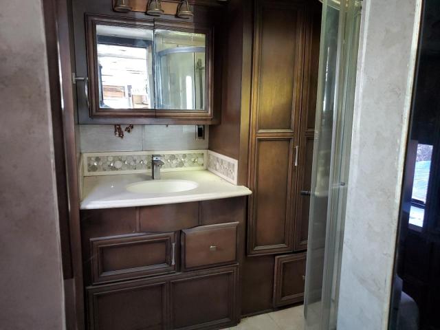 4UZFCHFE7KCLM7244 - 2019 FREIGHTLINER CHASSIS XC ყავისფერი ფოტო 9