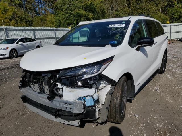 5TDDRKEC5MS049879 - 2021 TOYOTA SIENNA XSE WHITE photo 2