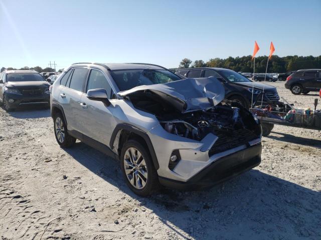 2T3C1RFV3MW165141 - 2021 TOYOTA RAV4 XLE P SILVER photo 1