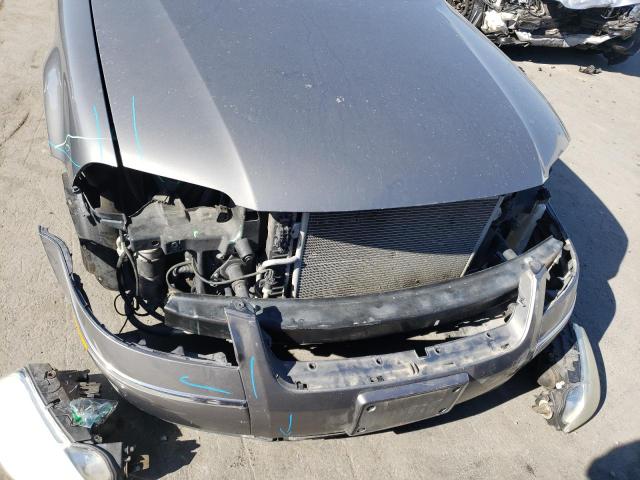 WVWWU63B65E124251 - 2005 VOLKSWAGEN PASSAT GLX Grafit foto 9