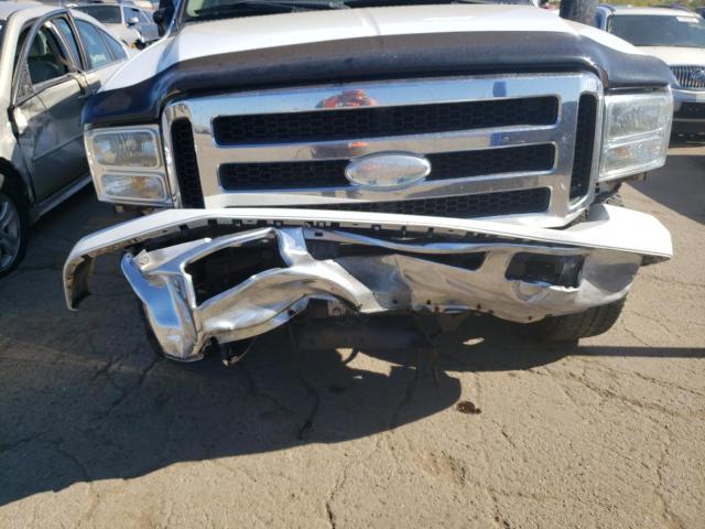 1FTWW31P36EA13990 - 2006 FORD F350 SRW S WHITE photo 9