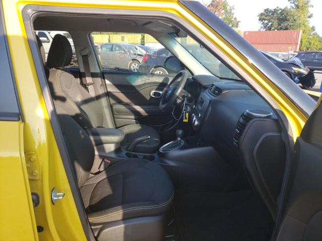 KNDJP3A56E7059645 - 2014 KIA SOUL YELLOW photo 5