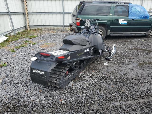 2BPSUWEA3EV000077 - 2014 SKI DOO RENEGADE BLACK photo 4