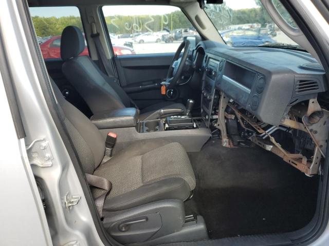 1J4RH4GK1AC118289 - 2010 JEEP COMMANDER 银色 照片 5