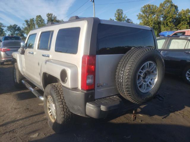 5GTDN13E378103109 - 2007 HUMMER H3 SILVER photo 3
