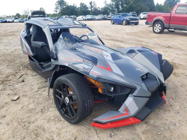 57XAAPFA1J8128090 - 2018 POLARIS SLINGSHOT GRAY photo 1