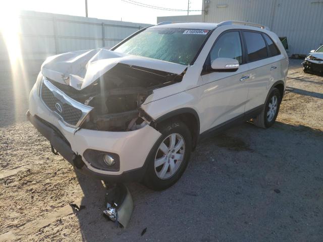 5XYKT3A13BG051577 - 2011 KIA SORENTO CREAM photo 2