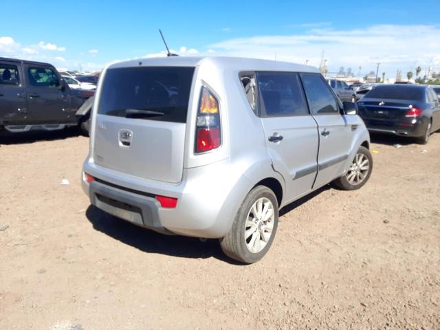 KNDJT2A15B7717695 - 2011 KIA SOUL SILVER photo 4