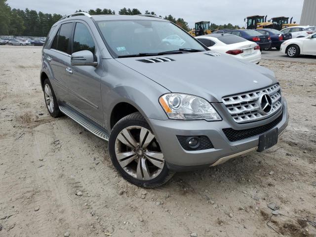 4JGBB8GB3BA627809 - 2011 MERCEDES-BENZ ML 350 4MA GRAY photo 1