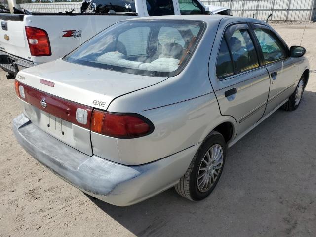 1N4AB41D9WC732826 - 1998 NISSAN SENTRA E GRAY photo 4