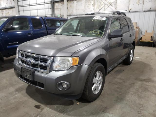 1FMCU9DG4AKC58620 - 2010 FORD ESCAPE GRAY photo 2