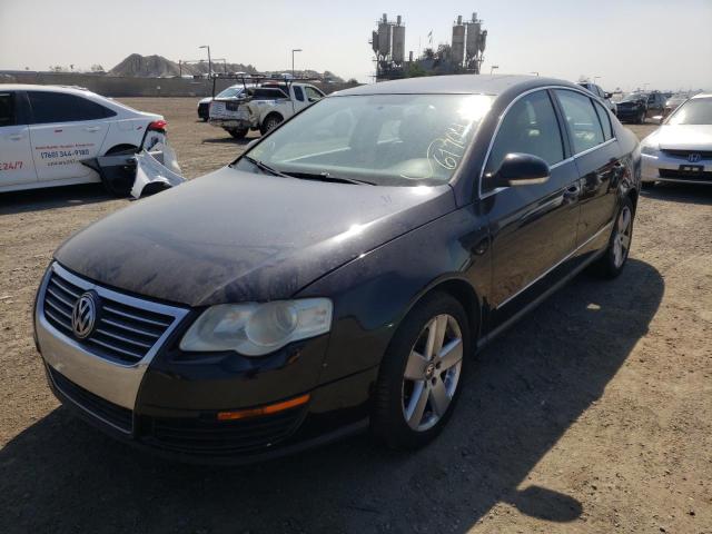 WVWAK73C68E130134 - 2008 VOLKSWAGEN PASSAT KOM BLACK photo 9