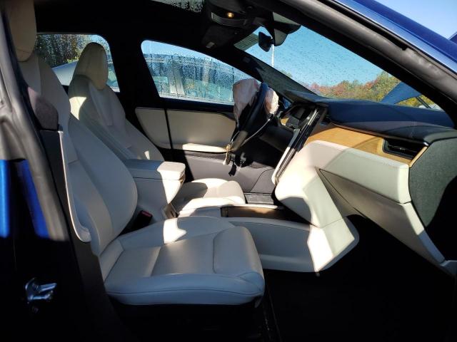 5YJSA1E27LF399601 - 2020 TESLA MODEL S Azul foto 5